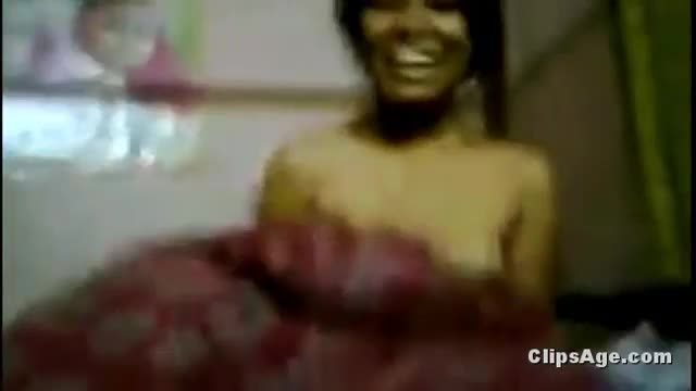 Sexy desi girlfriend clip exposed with her boyfriend after her wedd pic image